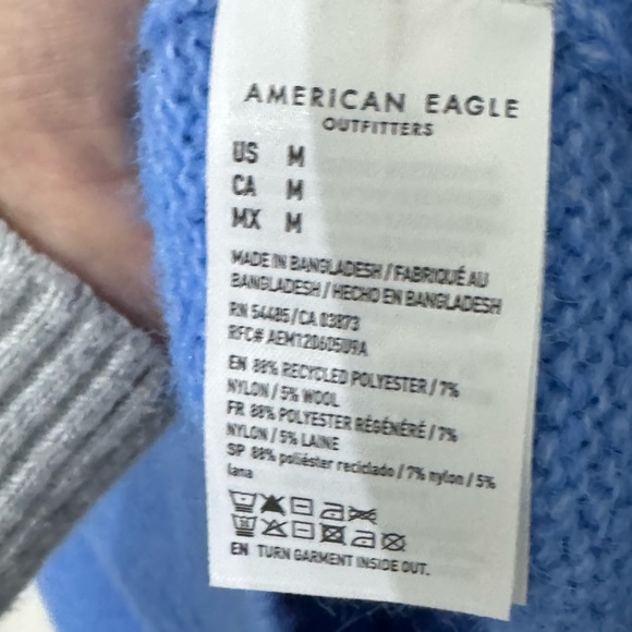 American Eagle Snow Stopper Sweater Bright Blue Cropped Knit Medium - Picture 10 of 13